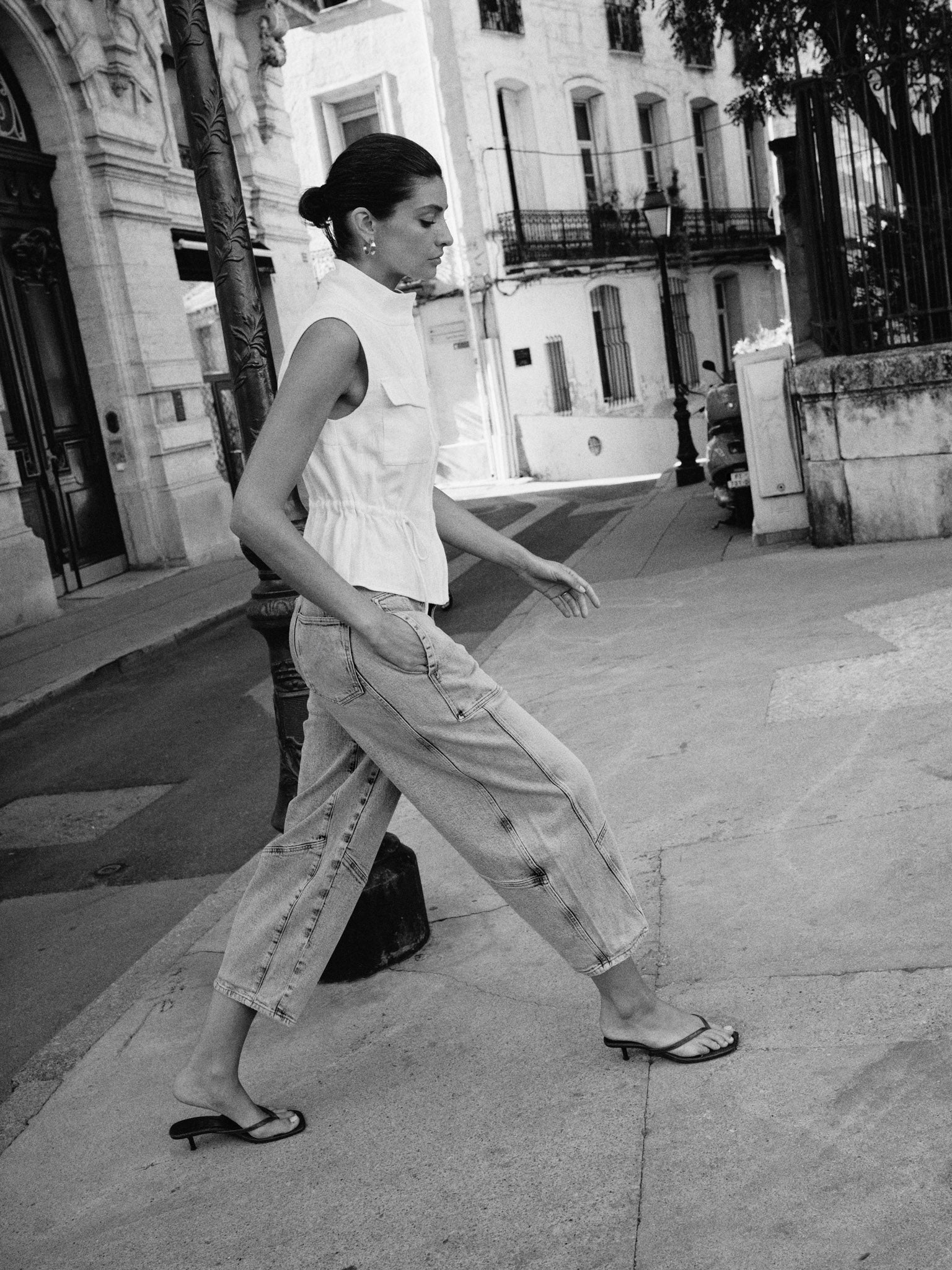 Modelshot / Light Blue / Detail